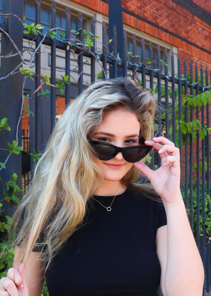 Cat-eye shaped sunglasses